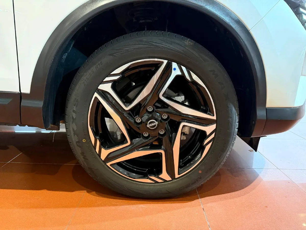 2025 Nissan Qashqai 2.0L 151HP L4 CVT,autocango,china used car exporter,china ev exporter,chinese used car exporter,chinese used ev exporter