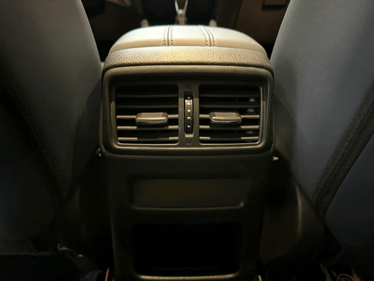 2025 Nissan Qashqai 2.0L 151HP L4 CVT,autocango,china used car exporter,china ev exporter,chinese used car exporter,chinese used ev exporter