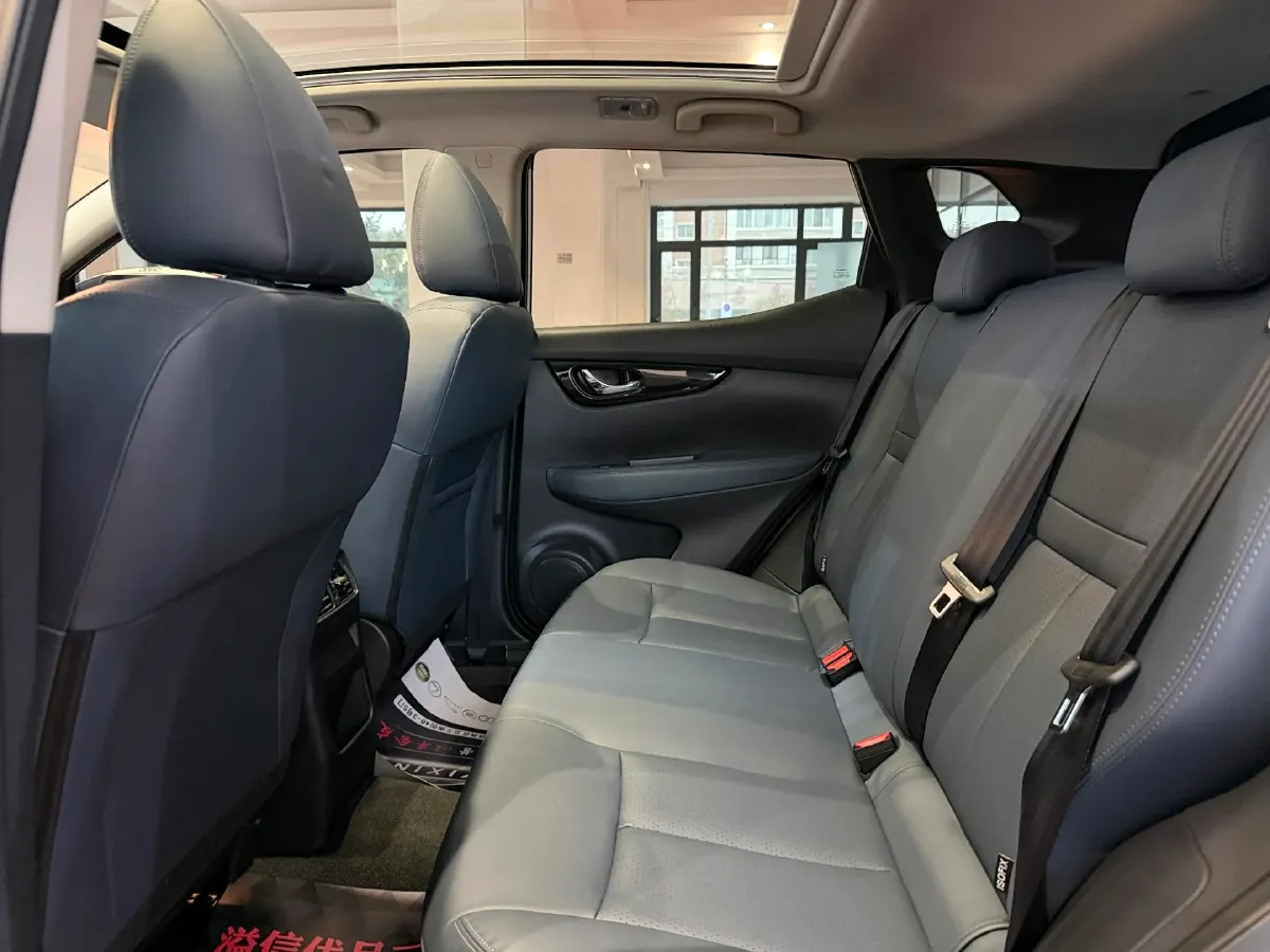 2025 Nissan Qashqai 2.0L 151HP L4 CVT,autocango,china used car exporter,china ev exporter,chinese used car exporter,chinese used ev exporter