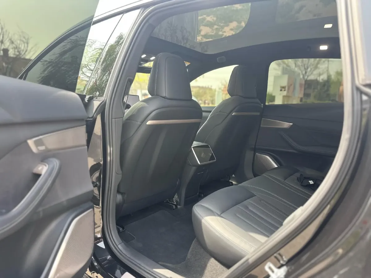 2024 ONVO L60 BEV 60KWH,autocango,china used car exporter,china ev exporter,chinese used car exporter,chinese used ev exporter