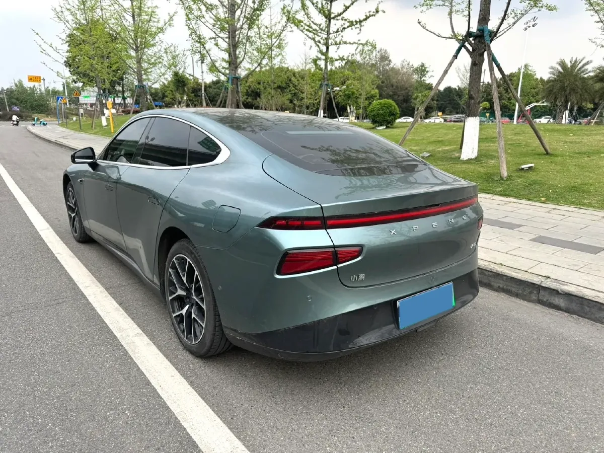 2023 Xpeng P7 BEV 86.2KWH,autocango,china used car exporter,china ev exporter,chinese used car exporter,chinese used ev exporter