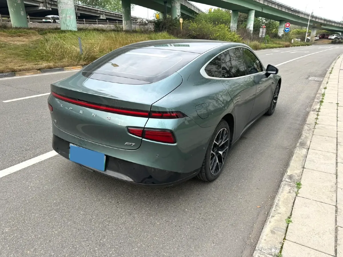 2023 Xpeng P7 BEV 86.2KWH,autocango,china used car exporter,china ev exporter,chinese used car exporter,chinese used ev exporter