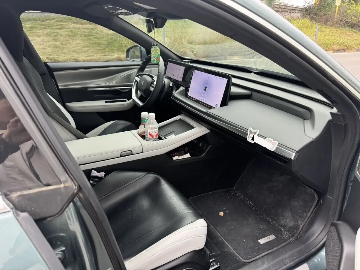 2023 Xpeng P7 BEV 86.2KWH,autocango,china used car exporter,china ev exporter,chinese used car exporter,chinese used ev exporter