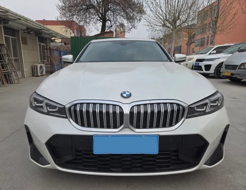 2023 BMW 3 Series 2.0T 156HP L4 8AT,autocango,china used car exporter,china ev exporter,chinese used car exporter,chinese used ev exporter