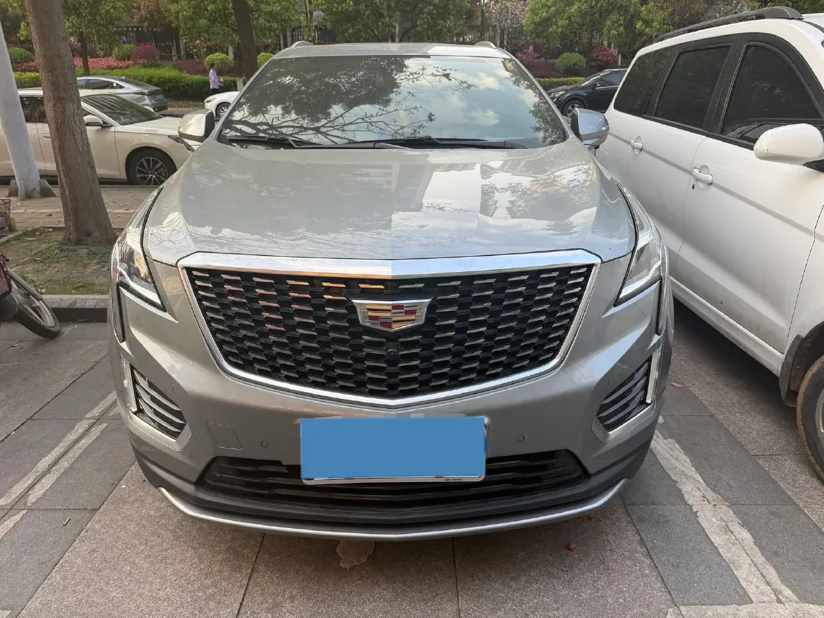 2022 Cadillac XT5 2.0T 237HP L4 9AT,autocango,china used car exporter,china ev exporter,chinese used car exporter,chinese used ev exporter