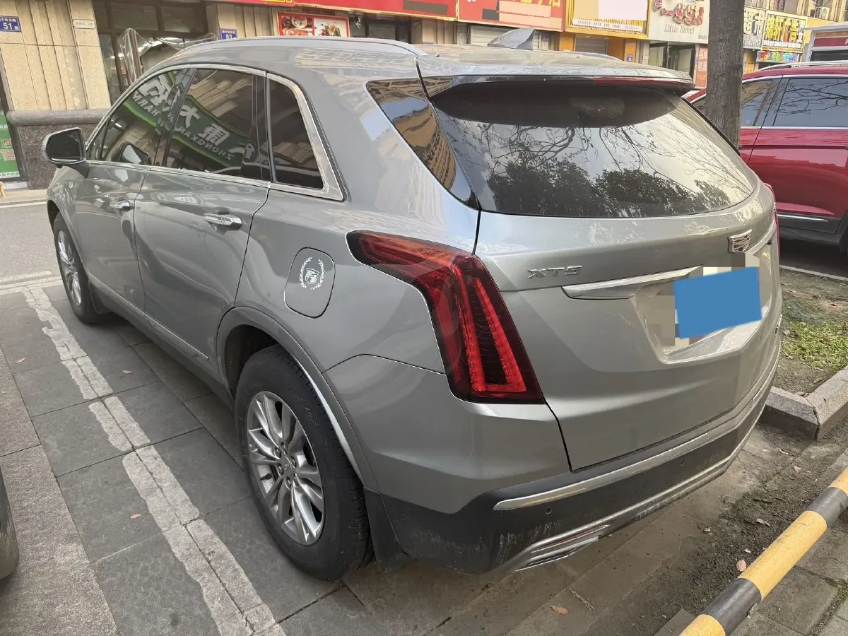 2022 Cadillac XT5 2.0T 237HP L4 9AT,autocango,china used car exporter,china ev exporter,chinese used car exporter,chinese used ev exporter
