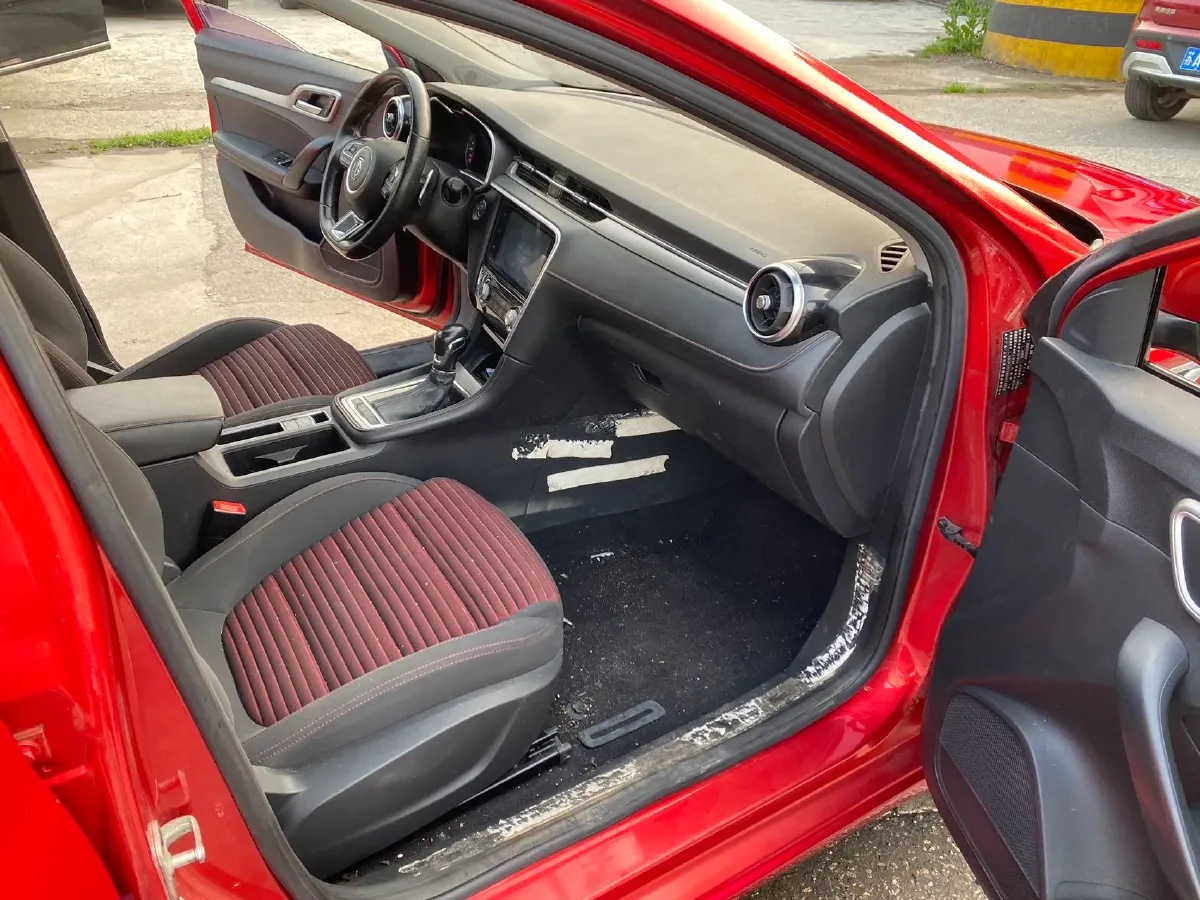 2019 MAXUS D60 1.5T 169HP L4 7DCT,autocango,china used car exporter,china ev exporter,chinese used car exporter,chinese used ev exporter