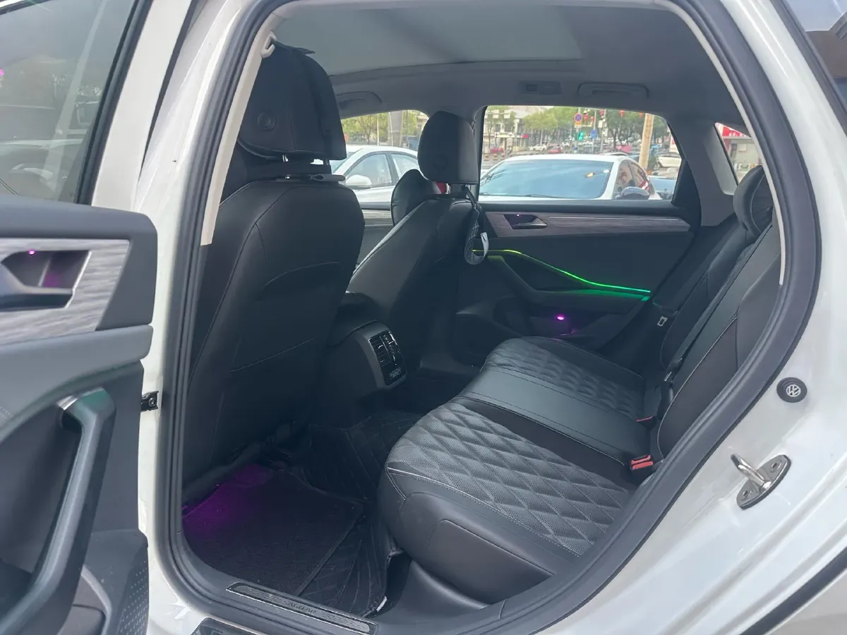 2023 Volkswagen Sagitar 1.5T 160HP L4 7DCT,autocango,china used car exporter,china ev exporter,chinese used car exporter,chinese used ev exporter