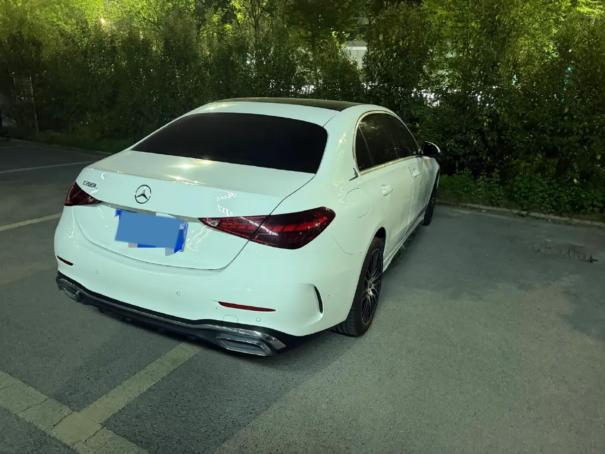 2024 Mercedes-Benz C Class 1.5T 204HP L4 9AT,autocango,china used car exporter,china ev exporter,chinese used car exporter,chinese used ev exporter