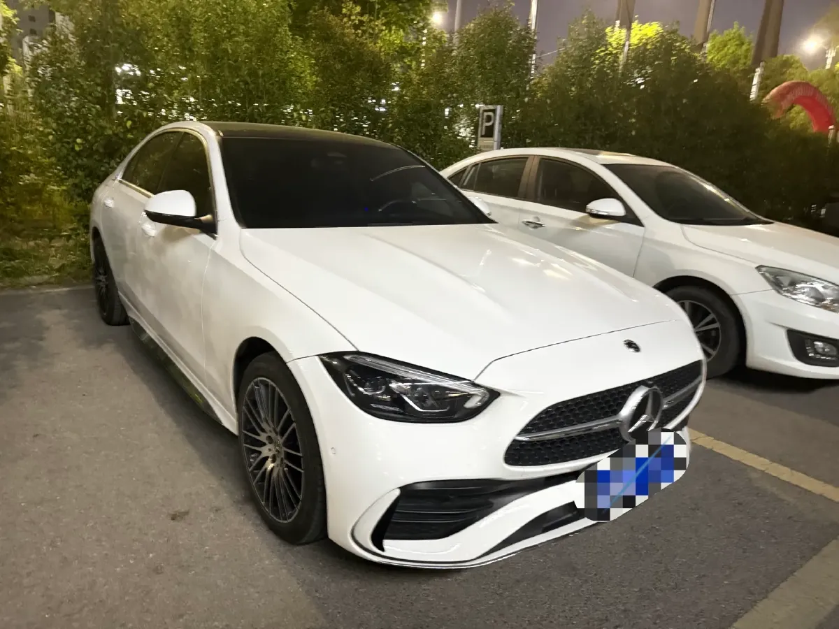 2024 Mercedes-Benz C Class 1.5T 204HP L4 9AT,autocango,china used car exporter,china ev exporter,chinese used car exporter,chinese used ev exporter