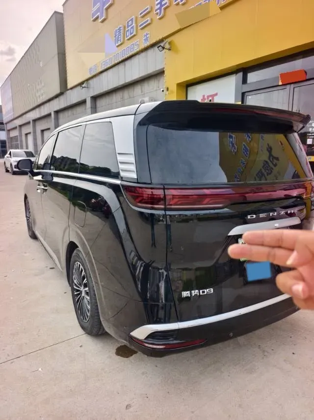 2024 Denza D9 1.5T 139HP L4 E-CVT PHEV 40KWH,autocango,china used car exporter,china ev exporter,chinese used car exporter,chinese used ev exporter