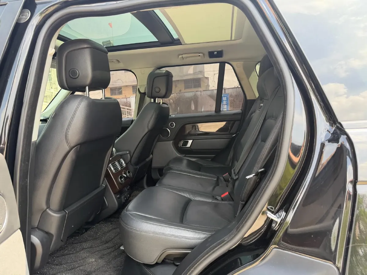 2020 Land Rover Range Rover 3.0T 360HP L6 8AT,autocango,china used car exporter,china ev exporter,chinese used car exporter,chinese used ev exporter