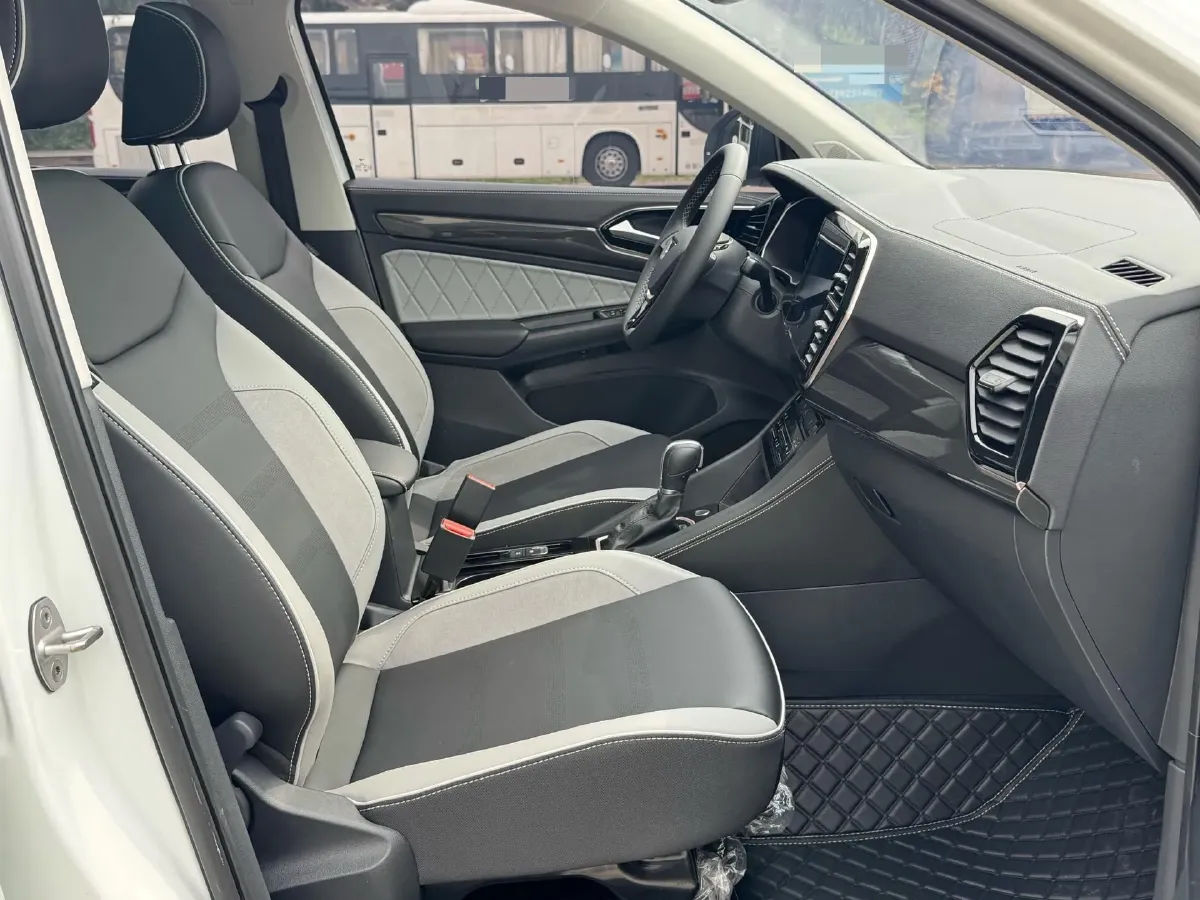 2022 Jetta VS7 1.4T 150HP L4 6AT,autocango,china used car exporter,china ev exporter,chinese used car exporter,chinese used ev exporter