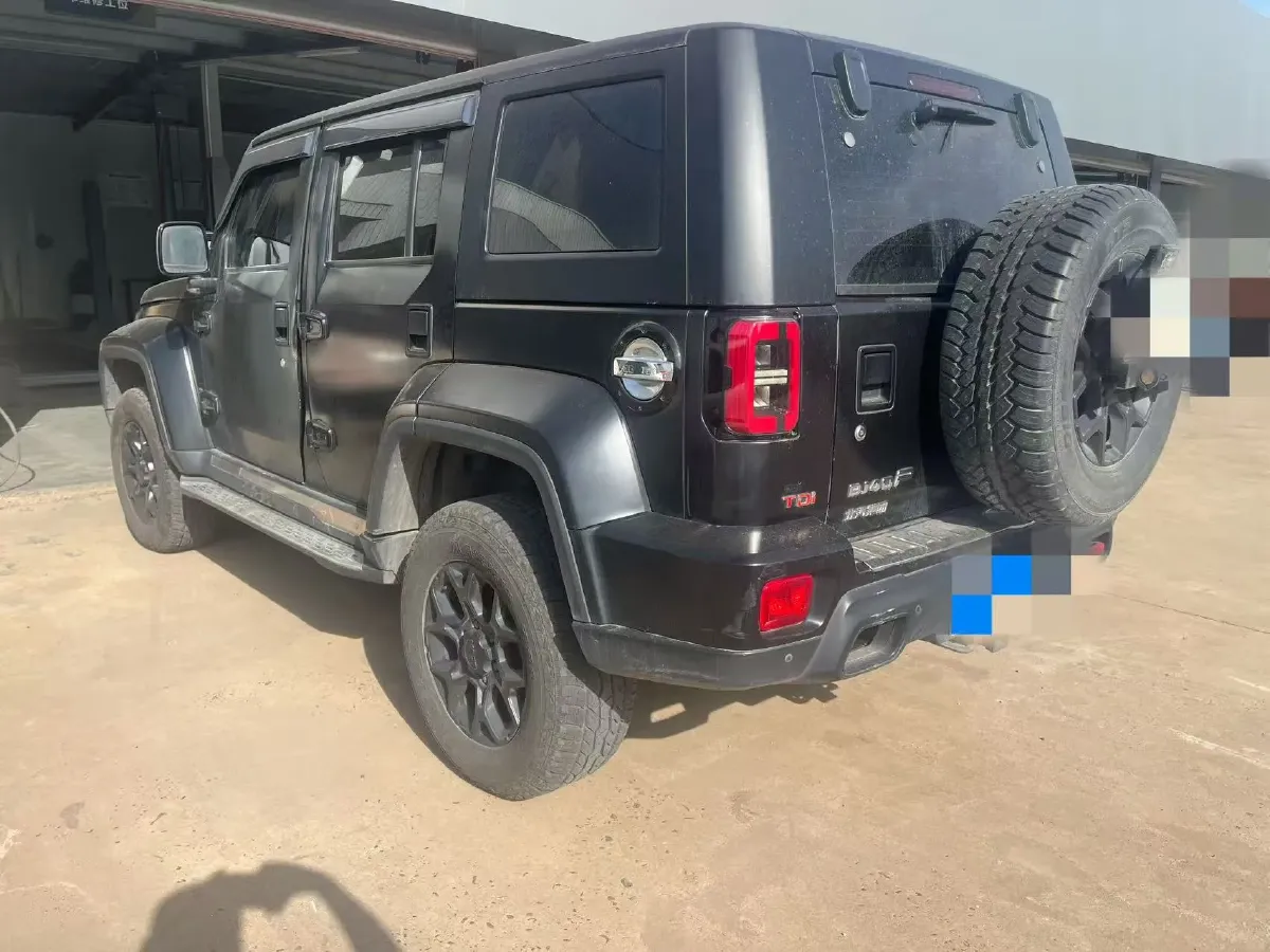 2023 Beijing BJ40 2.0T 163HP L4 8AT,autocango,china used car exporter,china ev exporter,chinese used car exporter,chinese used ev exporter