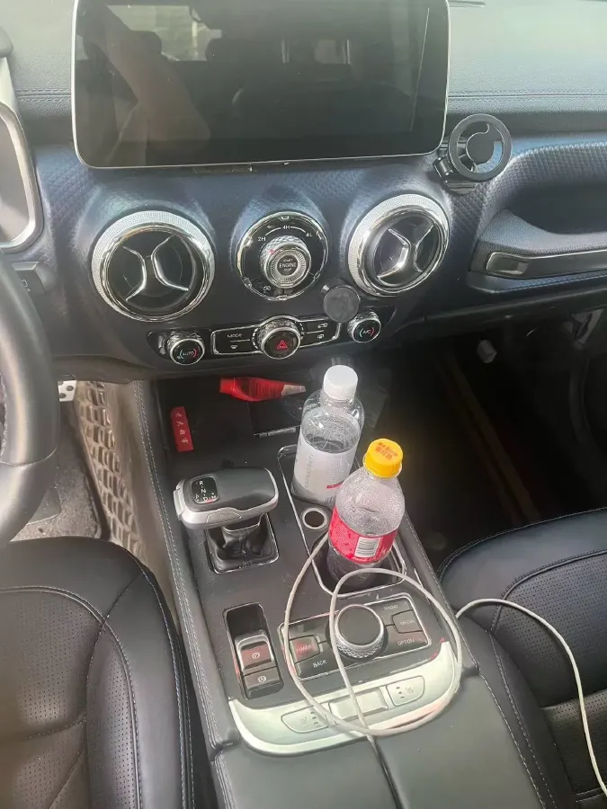 2023 Beijing BJ40 2.0T 163HP L4 8AT,autocango,china used car exporter,china ev exporter,chinese used car exporter,chinese used ev exporter