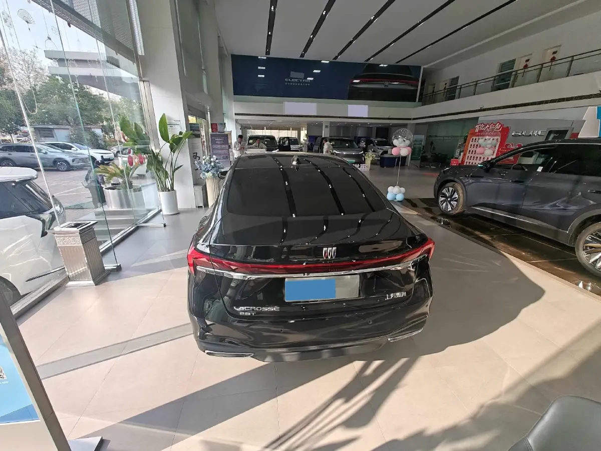 2026 Buick Larcosse 2.0T 237HP L4 9AT,autocango,china used car exporter,china ev exporter,chinese used car exporter,chinese used ev exporter