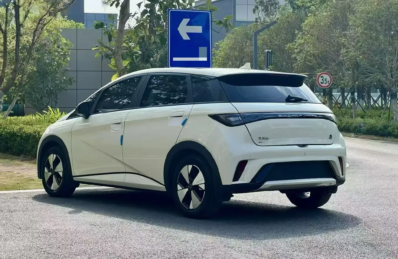 2023 BYD Dolphin BEV 44.928KWH,autocango,china used car exporter,china ev exporter,chinese used car exporter,chinese used ev exporter