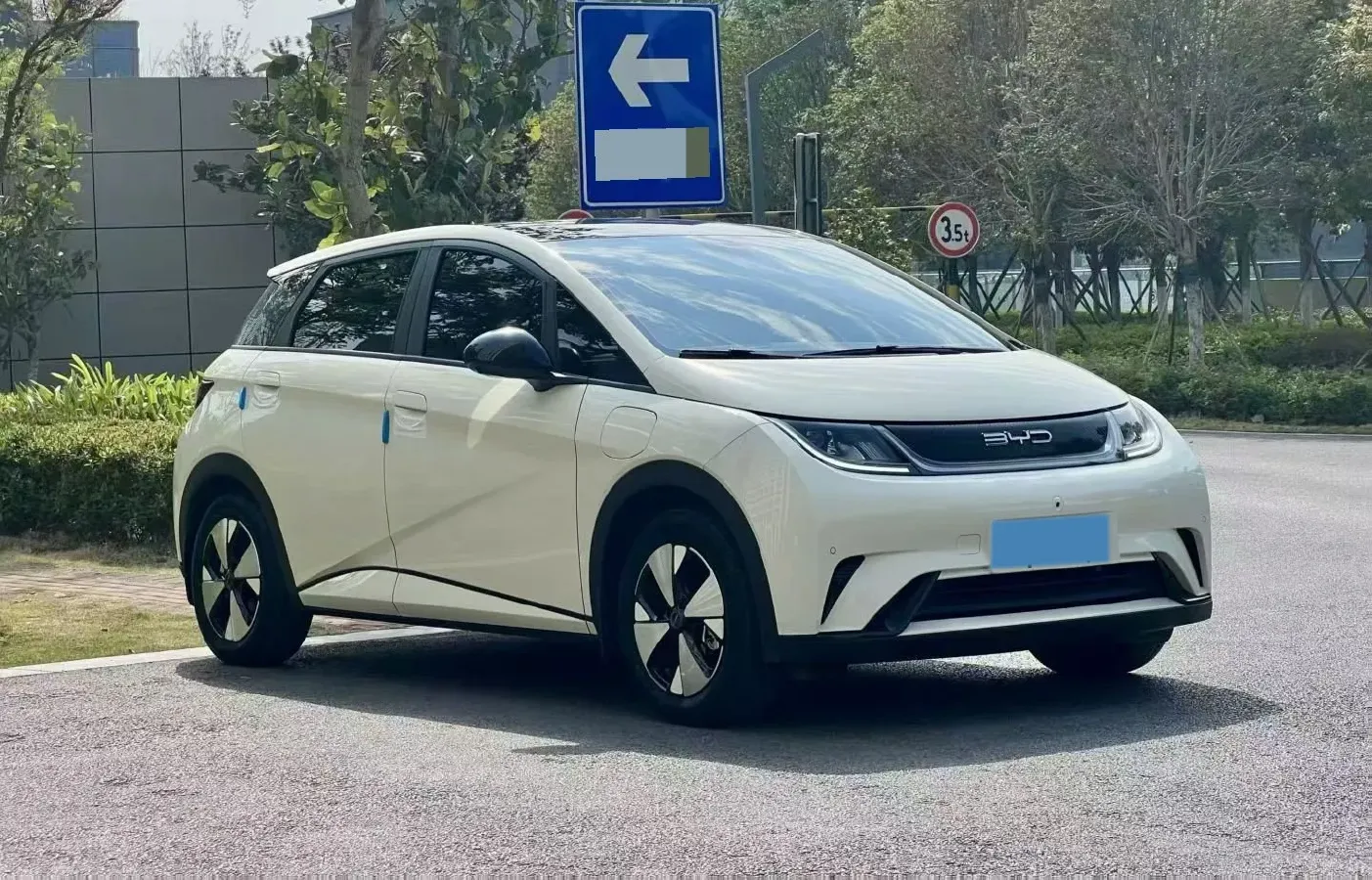 2023 BYD Dolphin BEV 44.928KWH,autocango,china used car exporter,china ev exporter,chinese used car exporter,chinese used ev exporter