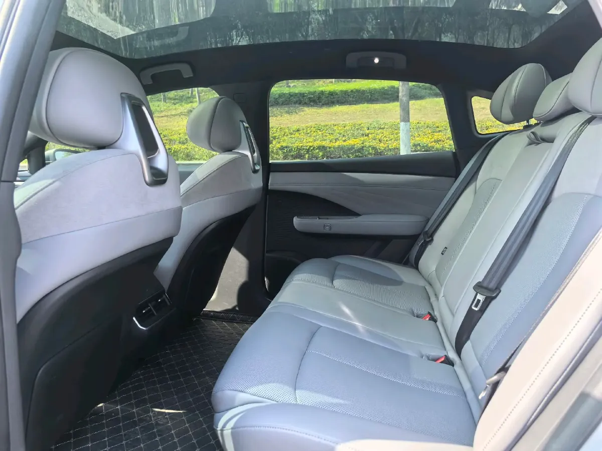 2025 Nissan N7 BEV 58KWH,autocango,china used car exporter,china ev exporter,chinese used car exporter,chinese used ev exporter