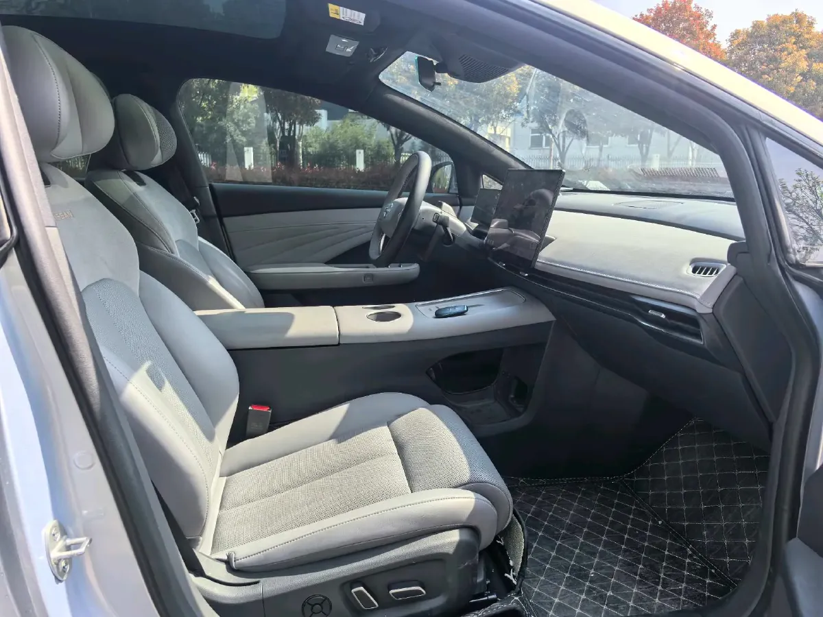 2025 Nissan N7 BEV 58KWH,autocango,china used car exporter,china ev exporter,chinese used car exporter,chinese used ev exporter