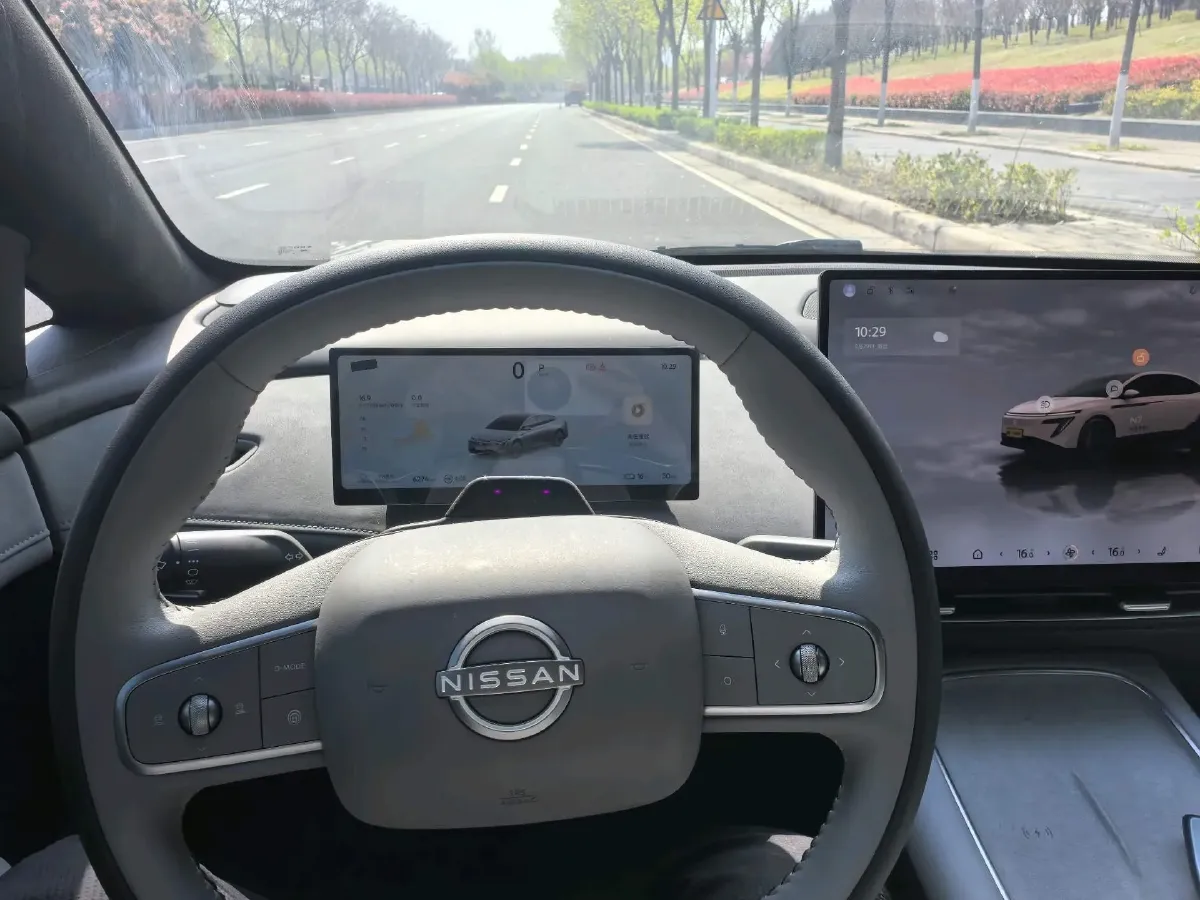 2025 Nissan N7 BEV 58KWH,autocango,china used car exporter,china ev exporter,chinese used car exporter,chinese used ev exporter