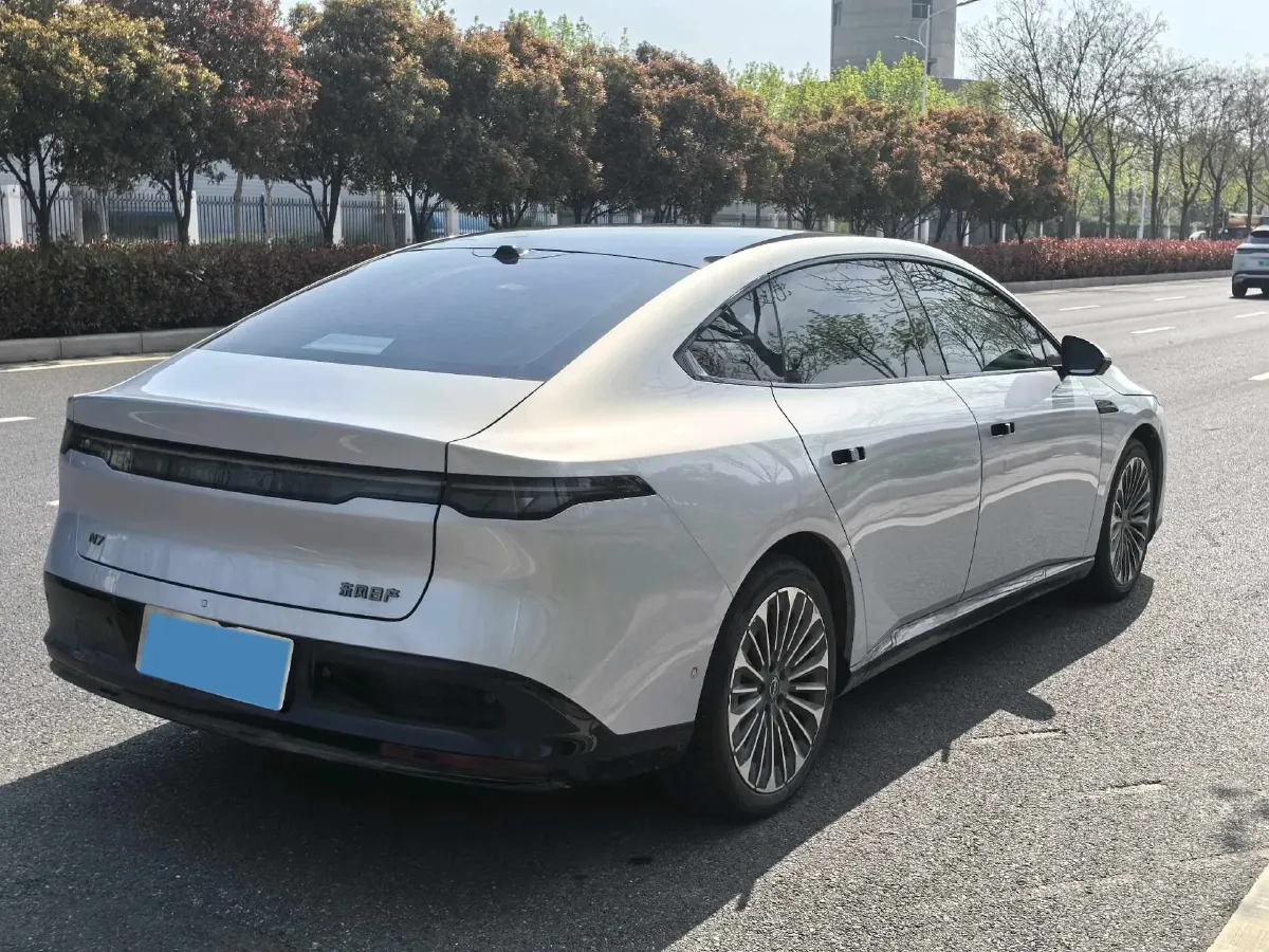 2025 Nissan N7 BEV 58KWH,autocango,china used car exporter,china ev exporter,chinese used car exporter,chinese used ev exporter