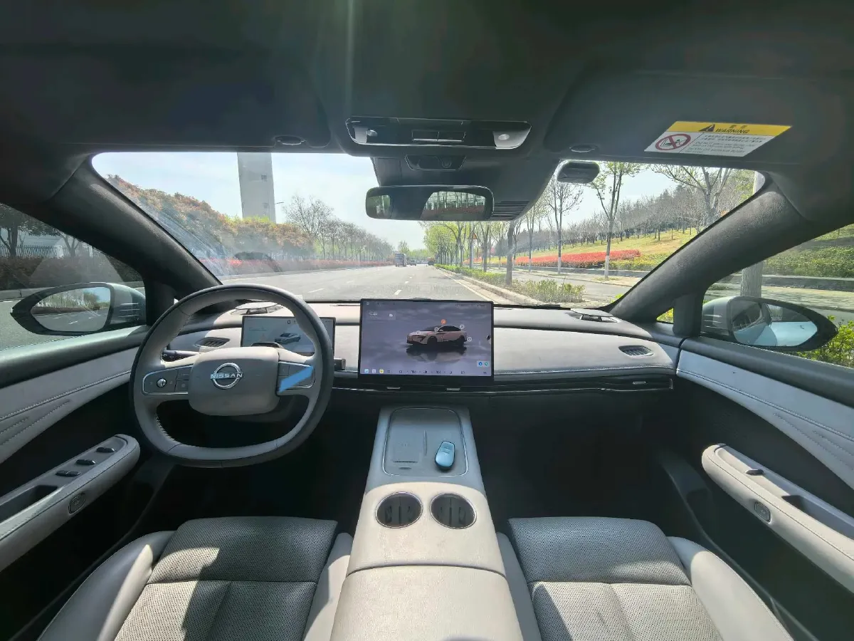 2025 Nissan N7 BEV 58KWH,autocango,china used car exporter,china ev exporter,chinese used car exporter,chinese used ev exporter