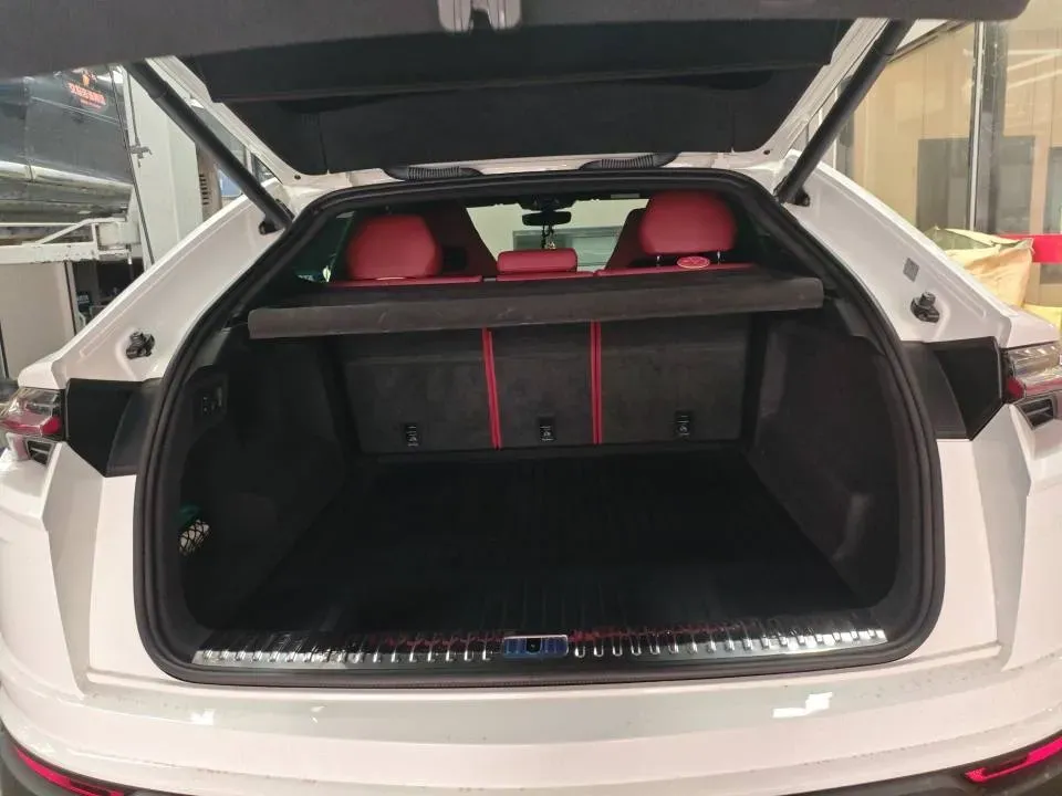 2018 Lamborghini Urus 4.0T 650HP V8 8AT,autocango,china used car exporter,china ev exporter,chinese used car exporter,chinese used ev exporter