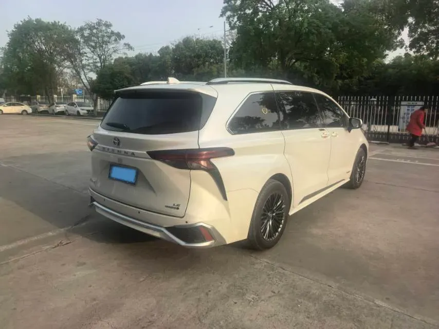 2021 Toyota Sienna 2.5L 192HP L4 E-CVT Hybrid,autocango,china used car exporter,china ev exporter,chinese used car exporter,chinese used ev exporter
