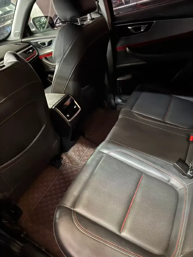 2022 Chery Tiggo 7 1.5T 156HP L4 CVT,autocango,china used car exporter,china ev exporter,chinese used car exporter,chinese used ev exporter