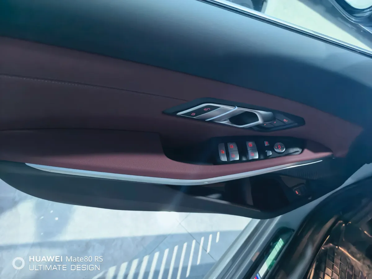 2025 BMW 3 Series 2.0T 184HP L4 8AT,autocango,china used car exporter,china ev exporter,chinese used car exporter,chinese used ev exporter