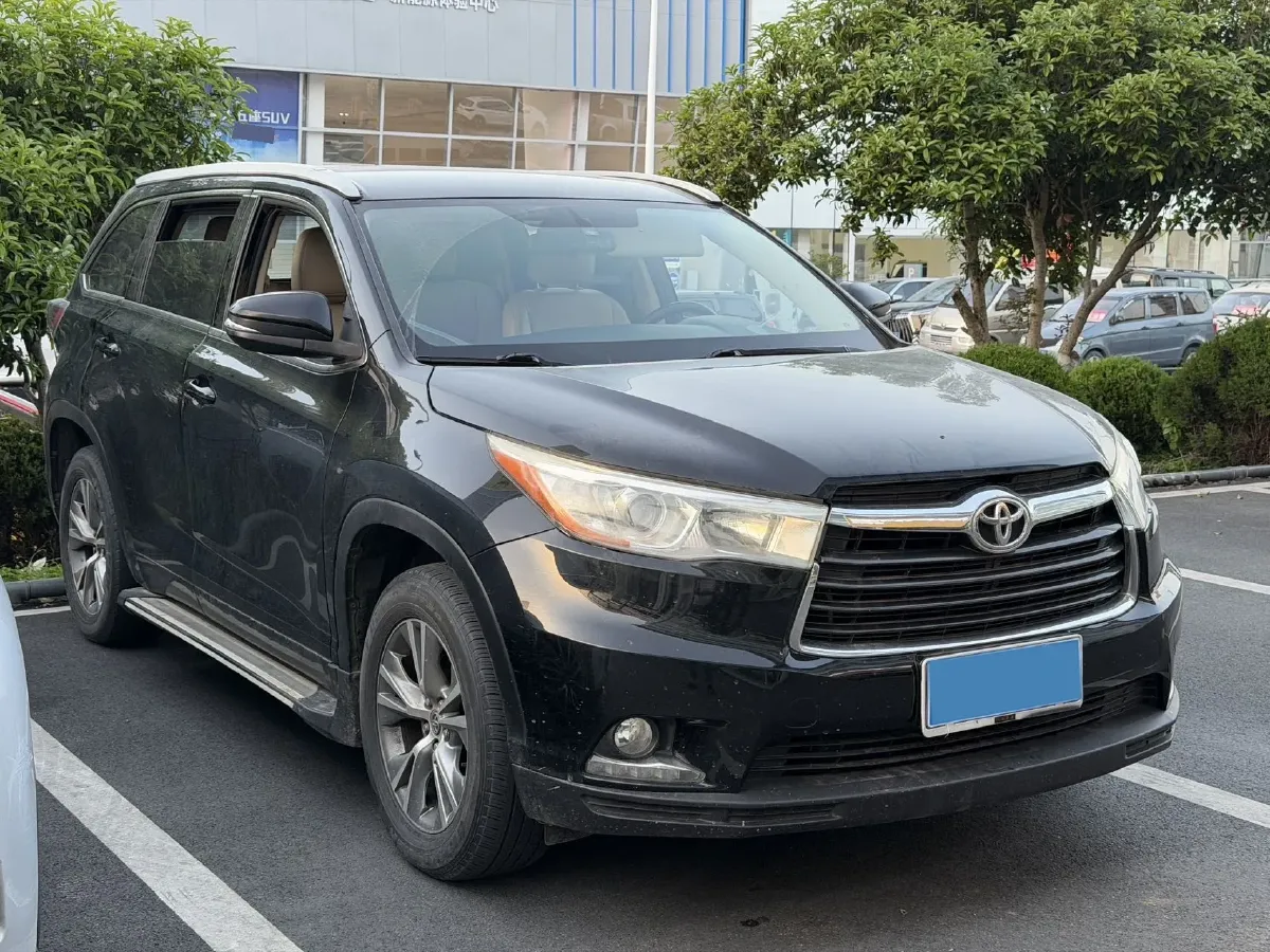 2018 Toyota Highlander 2.0T 220HP L4 6AT,autocango,china used car exporter,china ev exporter,chinese used car exporter,chinese used ev exporter
