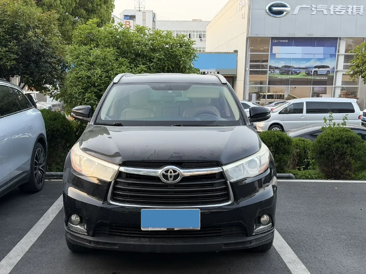 2018 Toyota Highlander 2.0T 220HP L4 6AT,autocango,china used car exporter,china ev exporter,chinese used car exporter,chinese used ev exporter