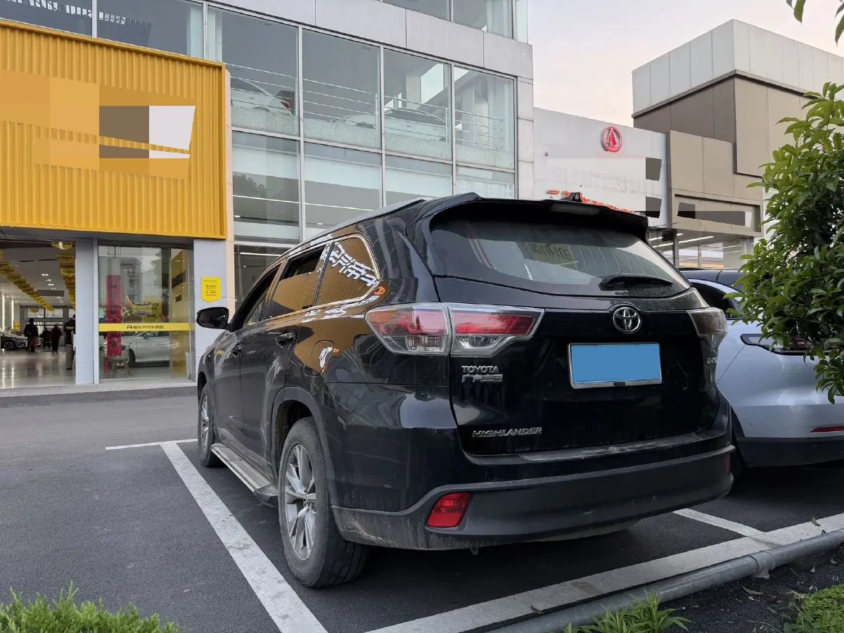 2018 Toyota Highlander 2.0T 220HP L4 6AT,autocango,china used car exporter,china ev exporter,chinese used car exporter,chinese used ev exporter