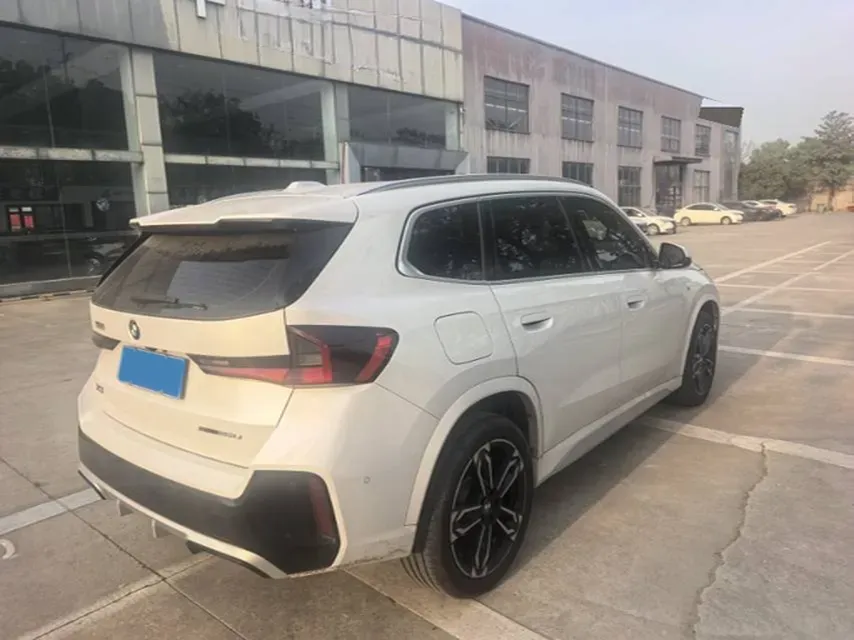 2024 BMW X1 2.0T 204HP L4 7DCT,autocango,china used car exporter,china ev exporter,chinese used car exporter,chinese used ev exporter