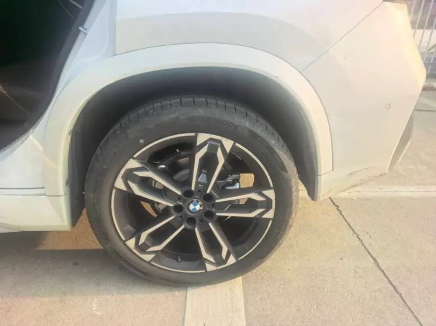 2024 BMW X1 2.0T 204HP L4 7DCT,autocango,china used car exporter,china ev exporter,chinese used car exporter,chinese used ev exporter