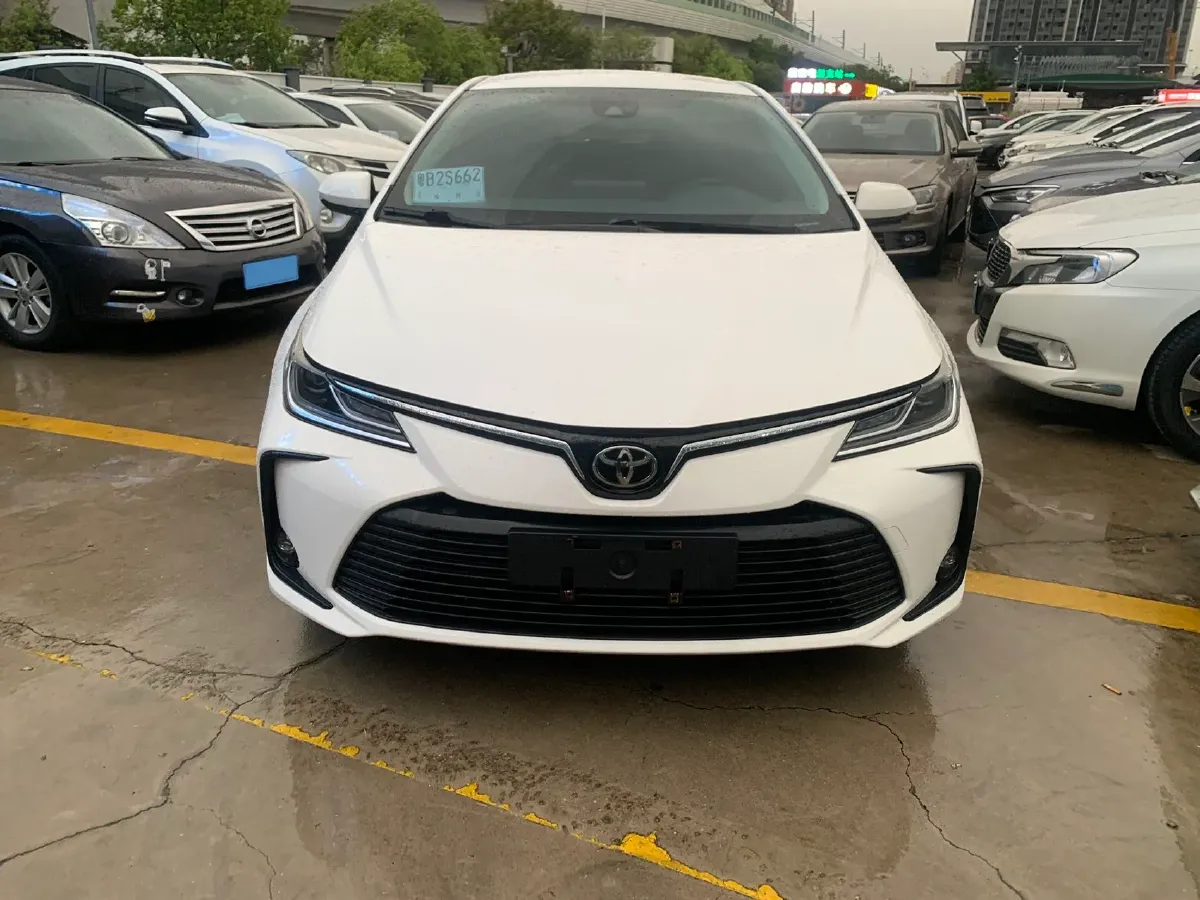 2021 Toyota Corolla 1.2T 116HP L4 CVT,autocango,china used car exporter,china ev exporter,chinese used car exporter,chinese used ev exporter