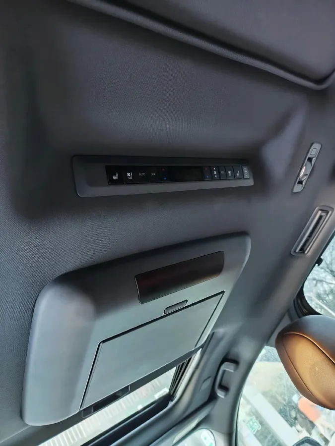 2021 Toyota Sienna 2.5L 192HP L4 E-CVT Hybrid,autocango,china used car exporter,china ev exporter,chinese used car exporter,chinese used ev exporter