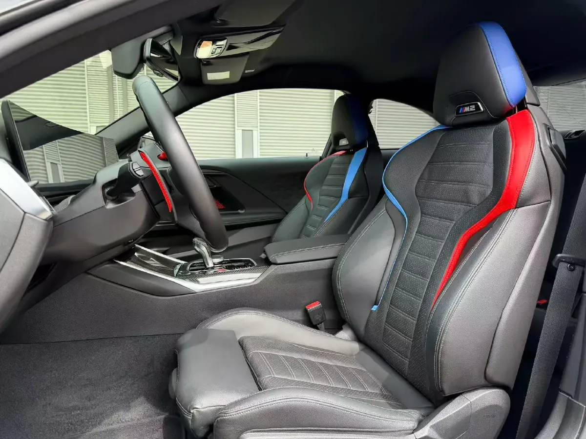 2023 BMW M2 3.0T 460HP L6 8AT,autocango,china used car exporter,china ev exporter,chinese used car exporter,chinese used ev exporter