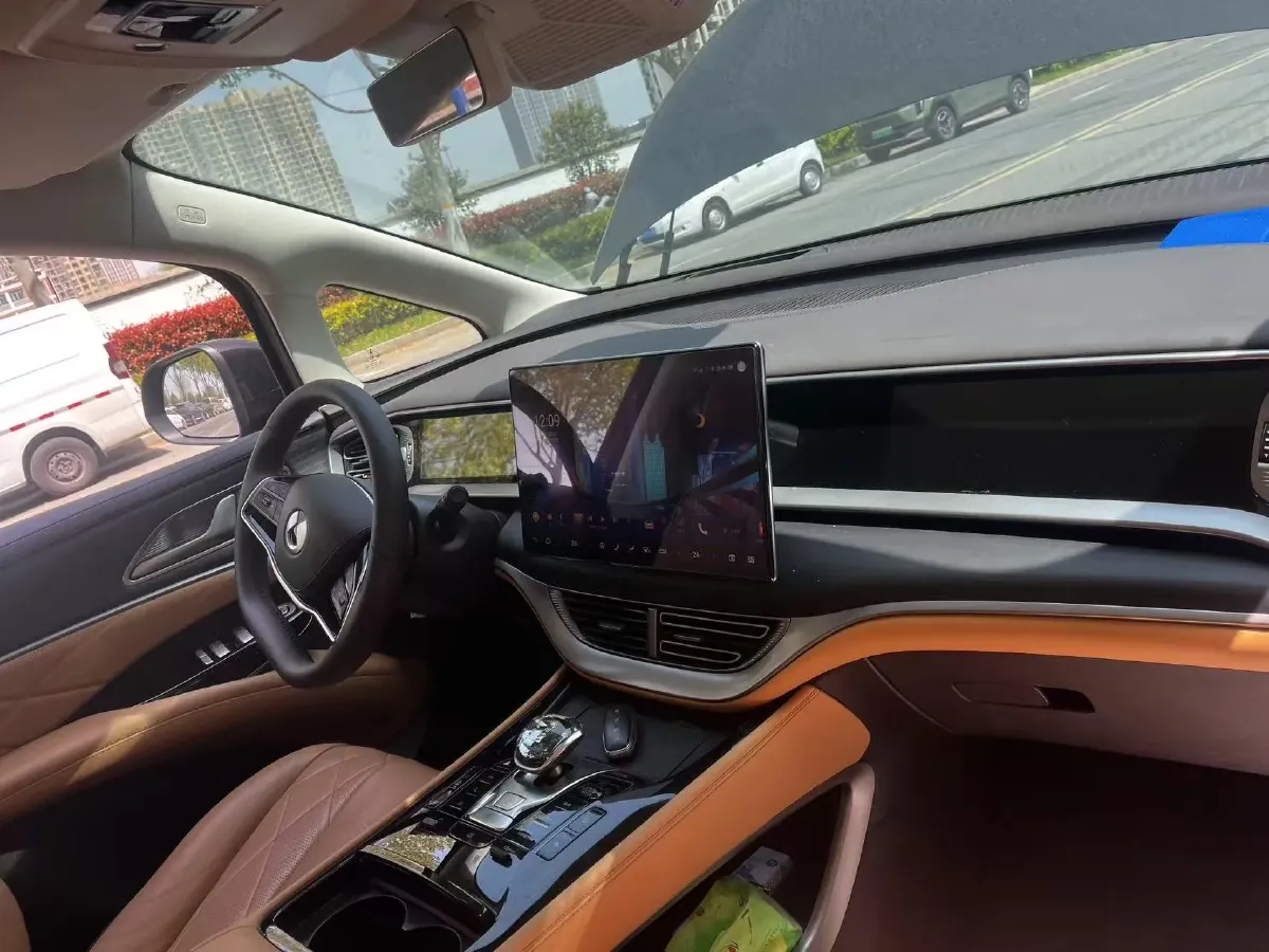 2024 Denza D9 1.5T 139HP L4 E-CVT PHEV 40KWH,autocango,china used car exporter,china ev exporter,chinese used car exporter,chinese used ev exporter