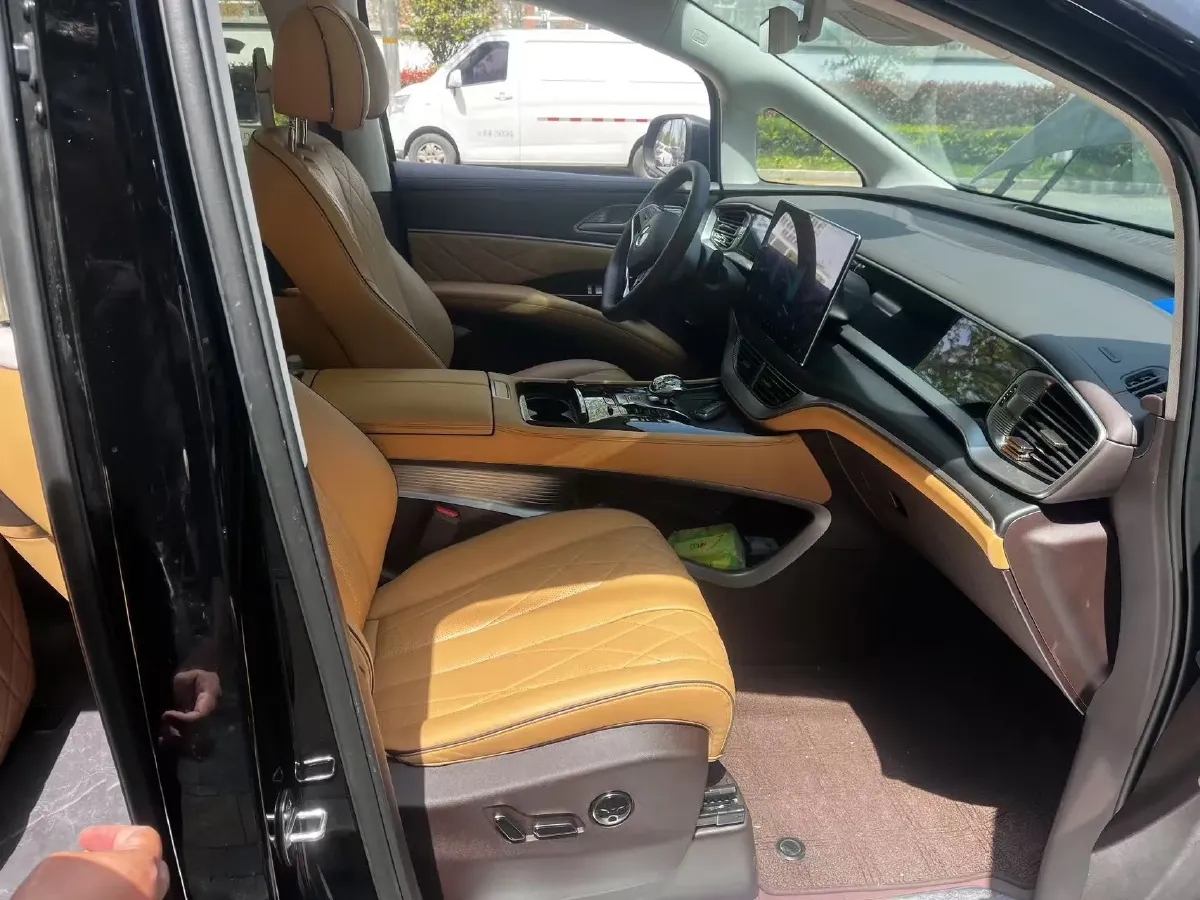 2024 Denza D9 1.5T 139HP L4 E-CVT PHEV 40KWH,autocango,china used car exporter,china ev exporter,chinese used car exporter,chinese used ev exporter