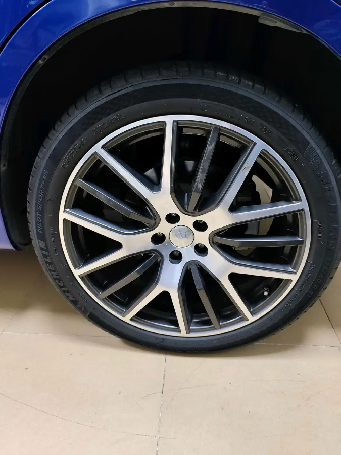 2018 Jaguar XJ 3.0T 340HP V6 8AT,autocango,china used car exporter,china ev exporter,chinese used car exporter,chinese used ev exporter