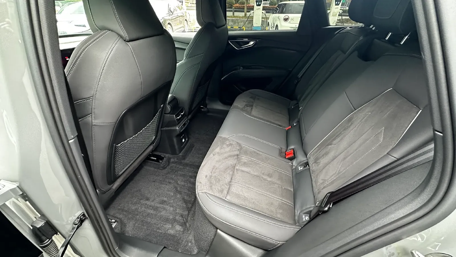 2023 Audi Q4 e-tron BEV 84.8KWH,autocango,china used car exporter,china ev exporter,chinese used car exporter,chinese used ev exporter