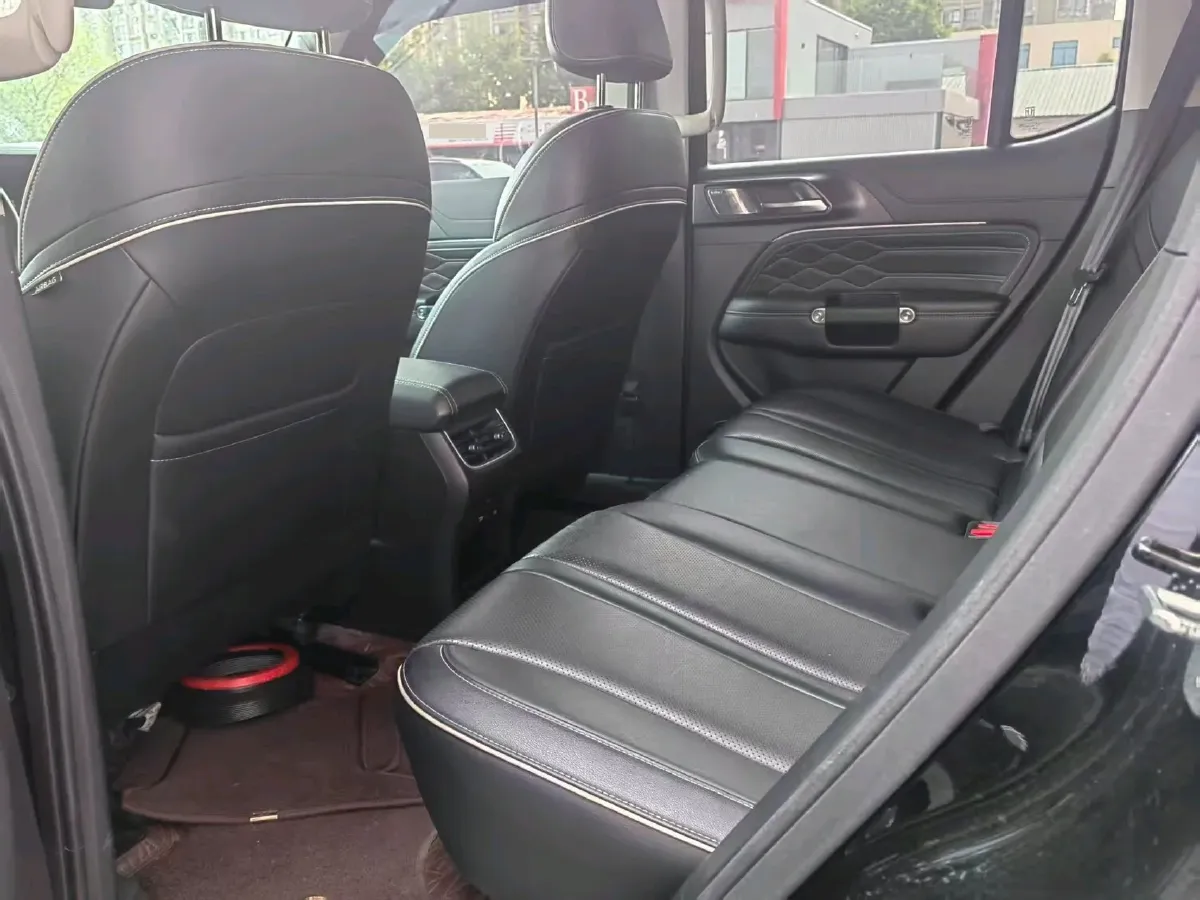 2021 Tank 300 2.0T 227HP L4 8AT,autocango,china used car exporter,china ev exporter,chinese used car exporter,chinese used ev exporter