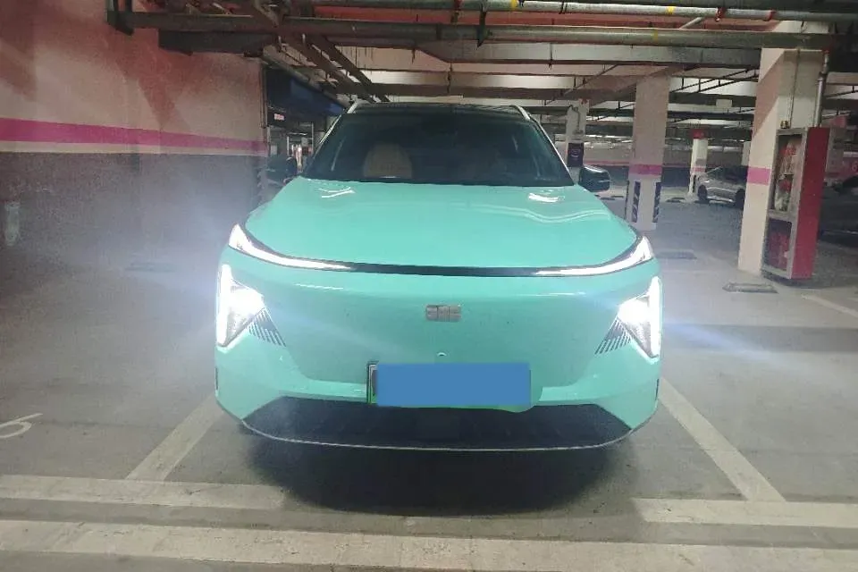 2024 Geely Galaxy L7 1.5T 163HP L4 3DHT PHEV 18.7KWH,autocango,china used car exporter,china ev exporter,chinese used car exporter,chinese used ev exporter