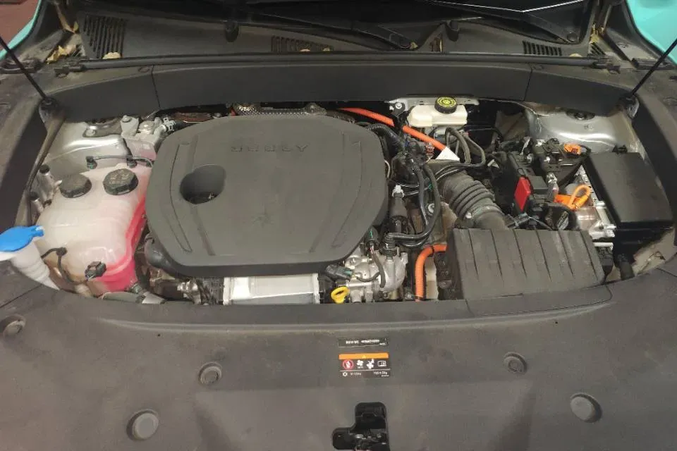 2024 Geely Galaxy L7 1.5T 163HP L4 3DHT PHEV 18.7KWH,autocango,china used car exporter,china ev exporter,chinese used car exporter,chinese used ev exporter