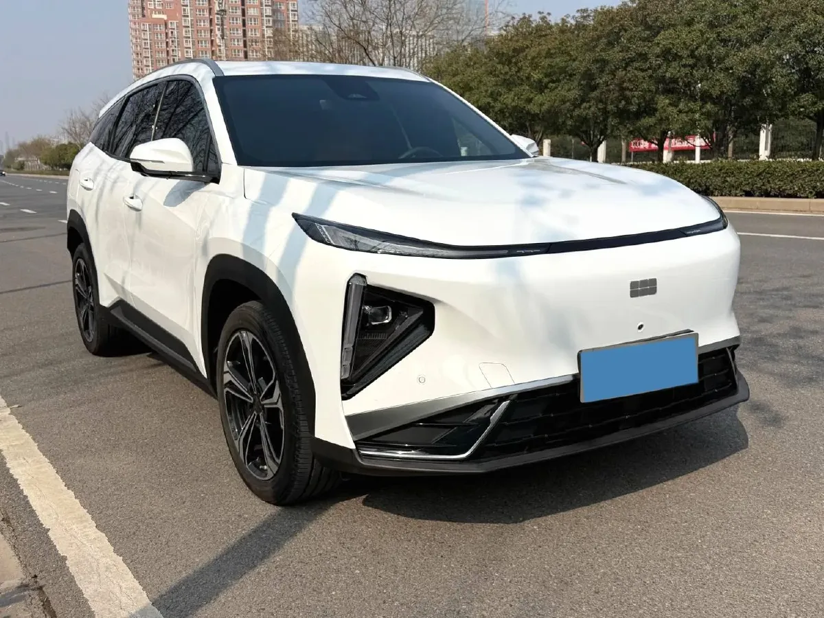 2025 Geely Galaxy L7 1.5L 112HP L4 1DHT PHEV 18.4KWH,autocango,china used car exporter,china ev exporter,chinese used car exporter,chinese used ev exporter