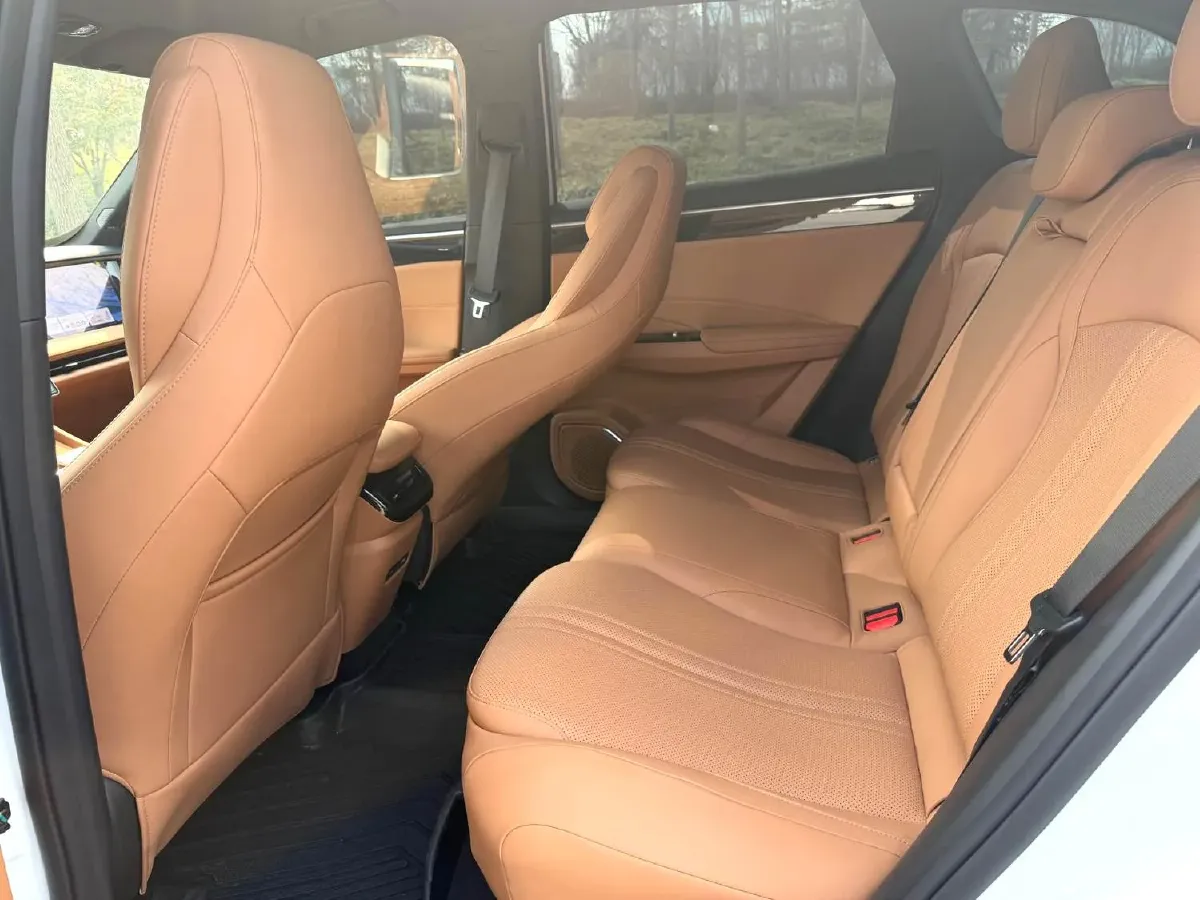 2025 Geely Galaxy L7 1.5L 112HP L4 1DHT PHEV 18.4KWH,autocango,china used car exporter,china ev exporter,chinese used car exporter,chinese used ev exporter