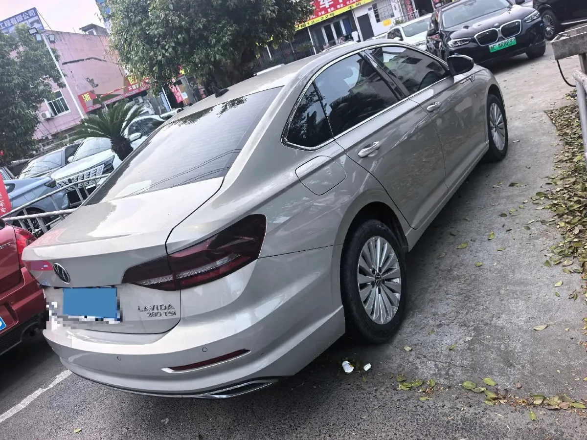 2018 Skoda Karoq 1.4T 150HP L4 7DCT,autocango,china used car exporter,china ev exporter,chinese used car exporter,chinese used ev exporter