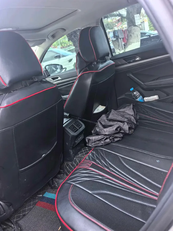 2018 Skoda Karoq 1.4T 150HP L4 7DCT,autocango,china used car exporter,china ev exporter,chinese used car exporter,chinese used ev exporter